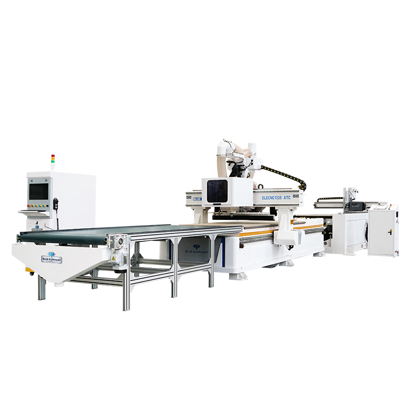 EK2直排換刀加工中心+上下料貼標(biāo)