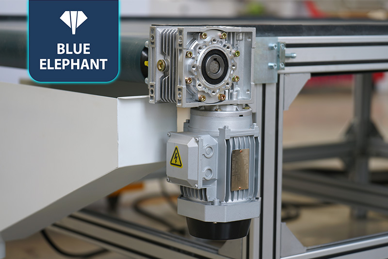 EK2開料機(jī)+上下料貼標(biāo)